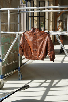 Veste Osaka