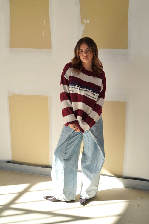 Pull Édition19 rayé bordeaux
