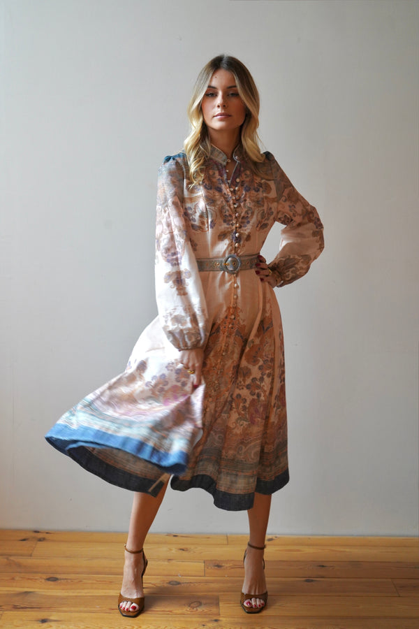Roman dress