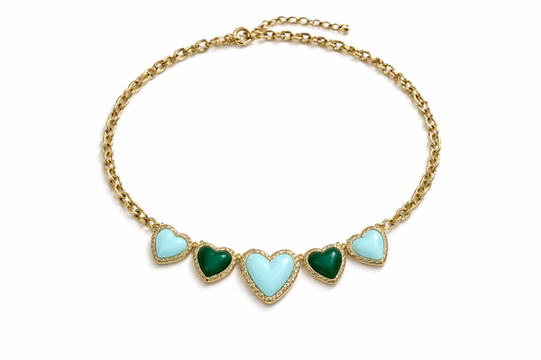 Green heart pendant necklace