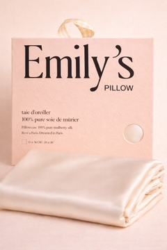 Dream cream pillowcase