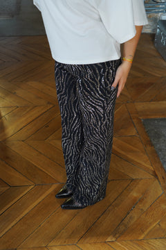 Zebra-print trousers