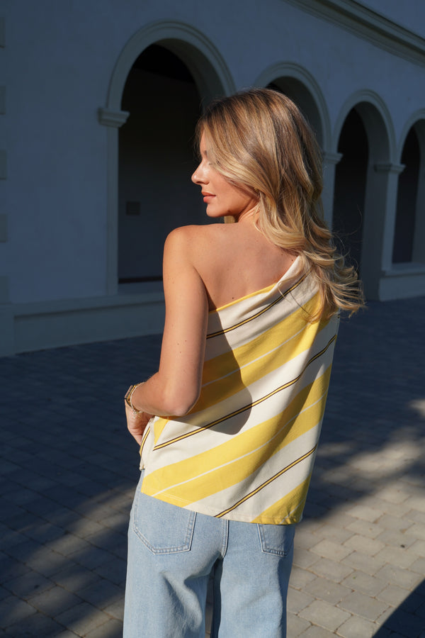 Claudette top