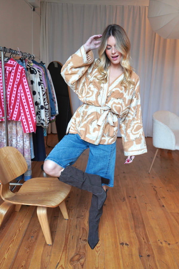 Loeva Kimono
