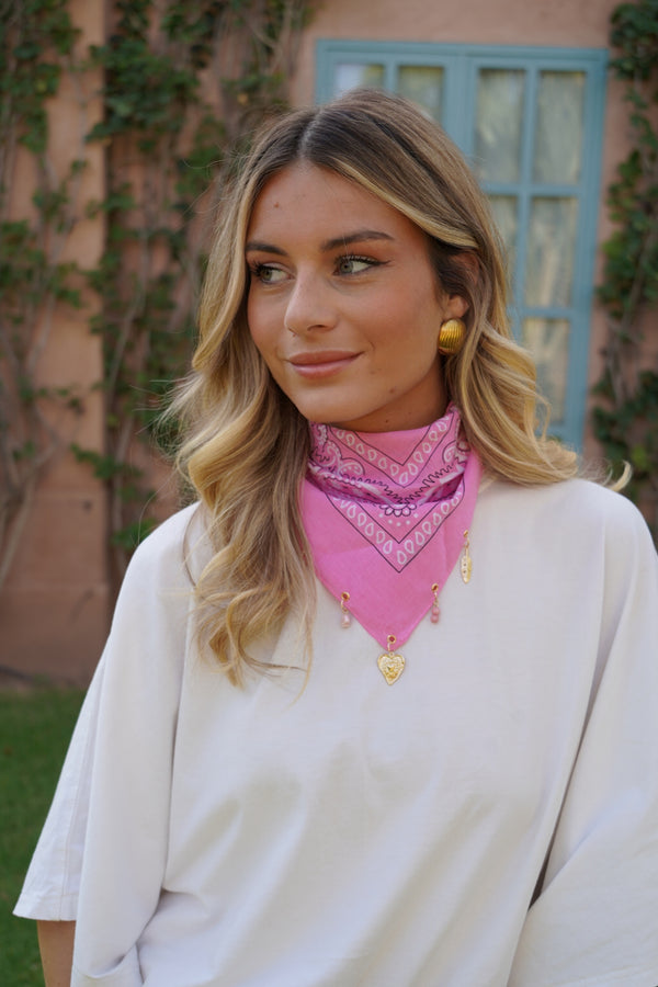 Bandana Mouna rose